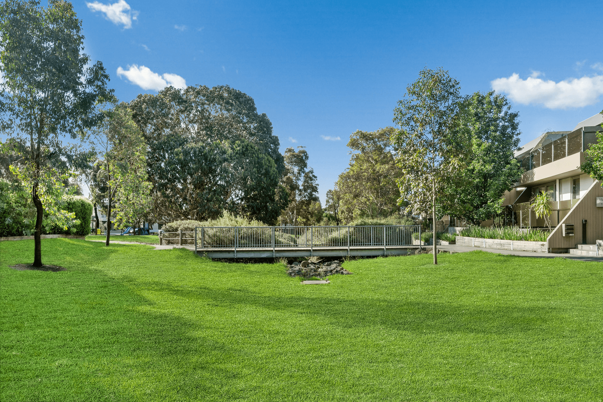 24 Magnolia Path, Maidstone, VIC 3012