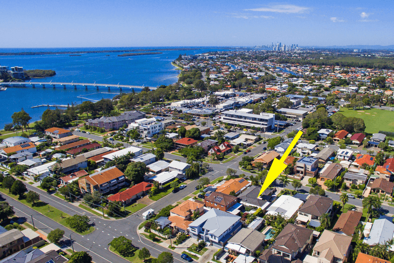 2/23 Victor Avenue, PARADISE POINT, QLD 4216