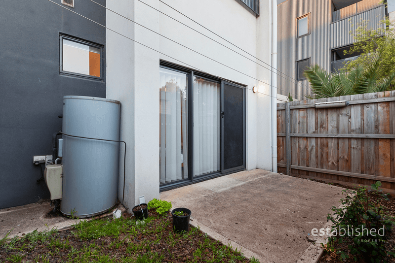 16 Tribeca Drive, POINT COOK, VIC 3030