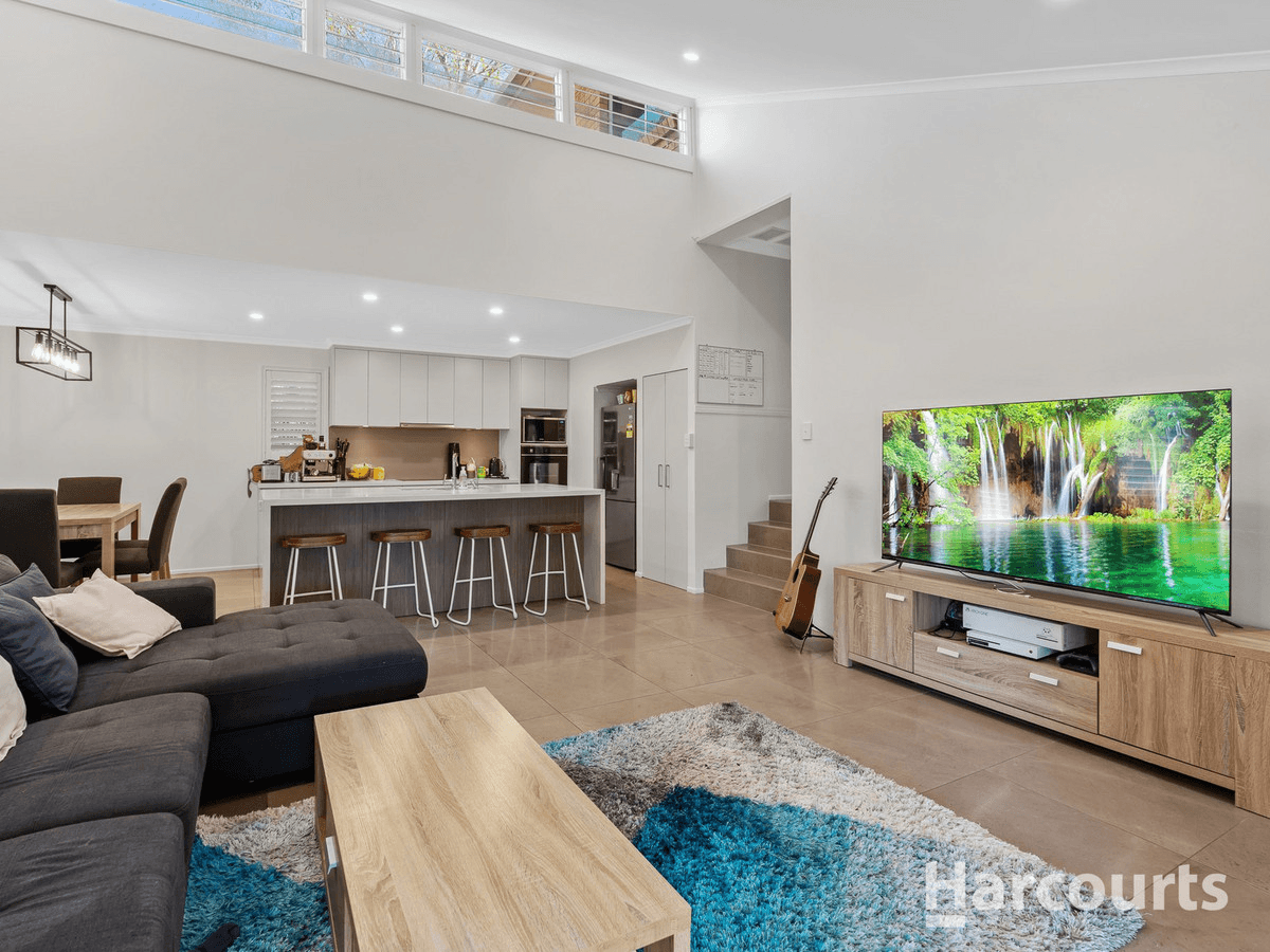 5 La Fayette Court, Petrie, QLD 4502