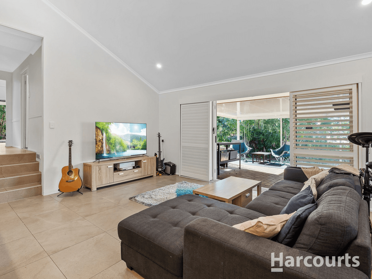 5 La Fayette Court, Petrie, QLD 4502