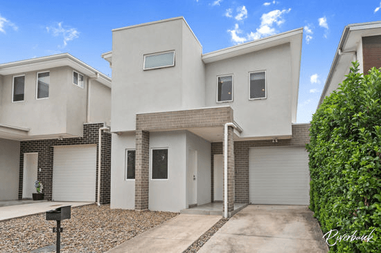 51 Deerubbin Drive, GLENMORE PARK, NSW 2745