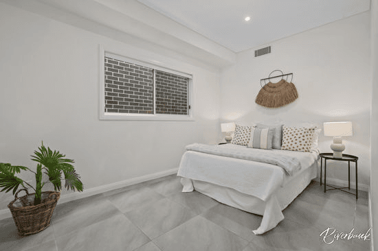 51 Deerubbin Drive, GLENMORE PARK, NSW 2745