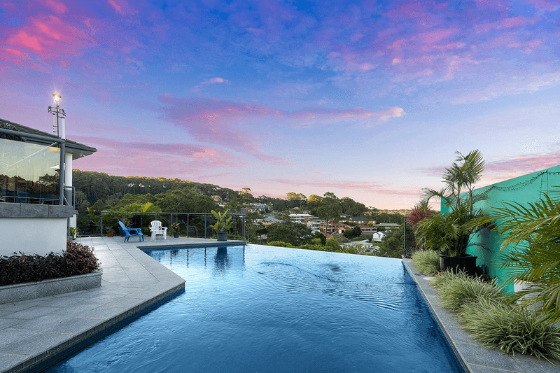 10 Castle Drive, Floraville, NSW 2280