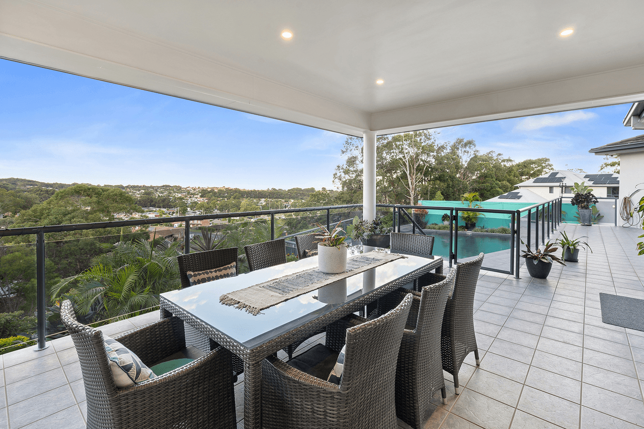 10 Castle Drive, Floraville, NSW 2280