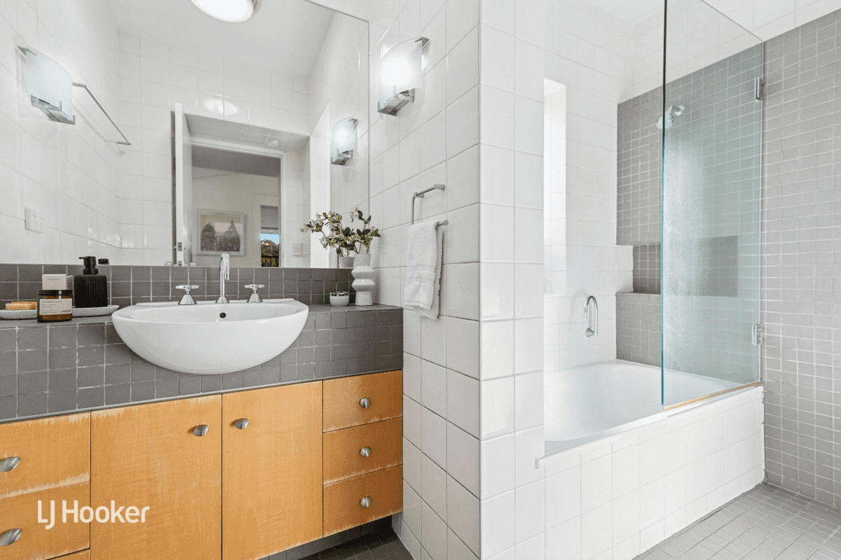 7 Hackett Terrace, MARRYATVILLE, SA 5068
