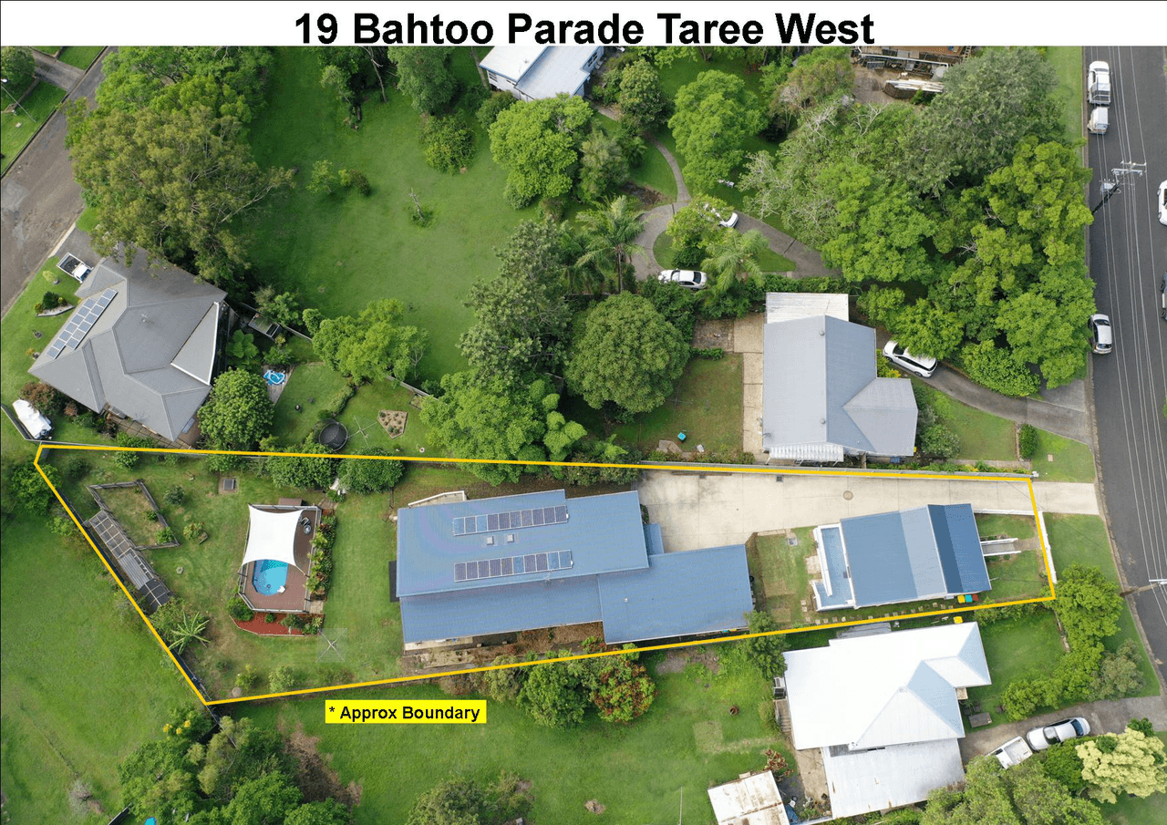 19 Bahtoo Parade, TAREE, NSW 2430