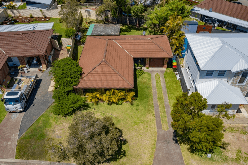 11 Morley Avenue, BATEAU BAY, NSW 2261