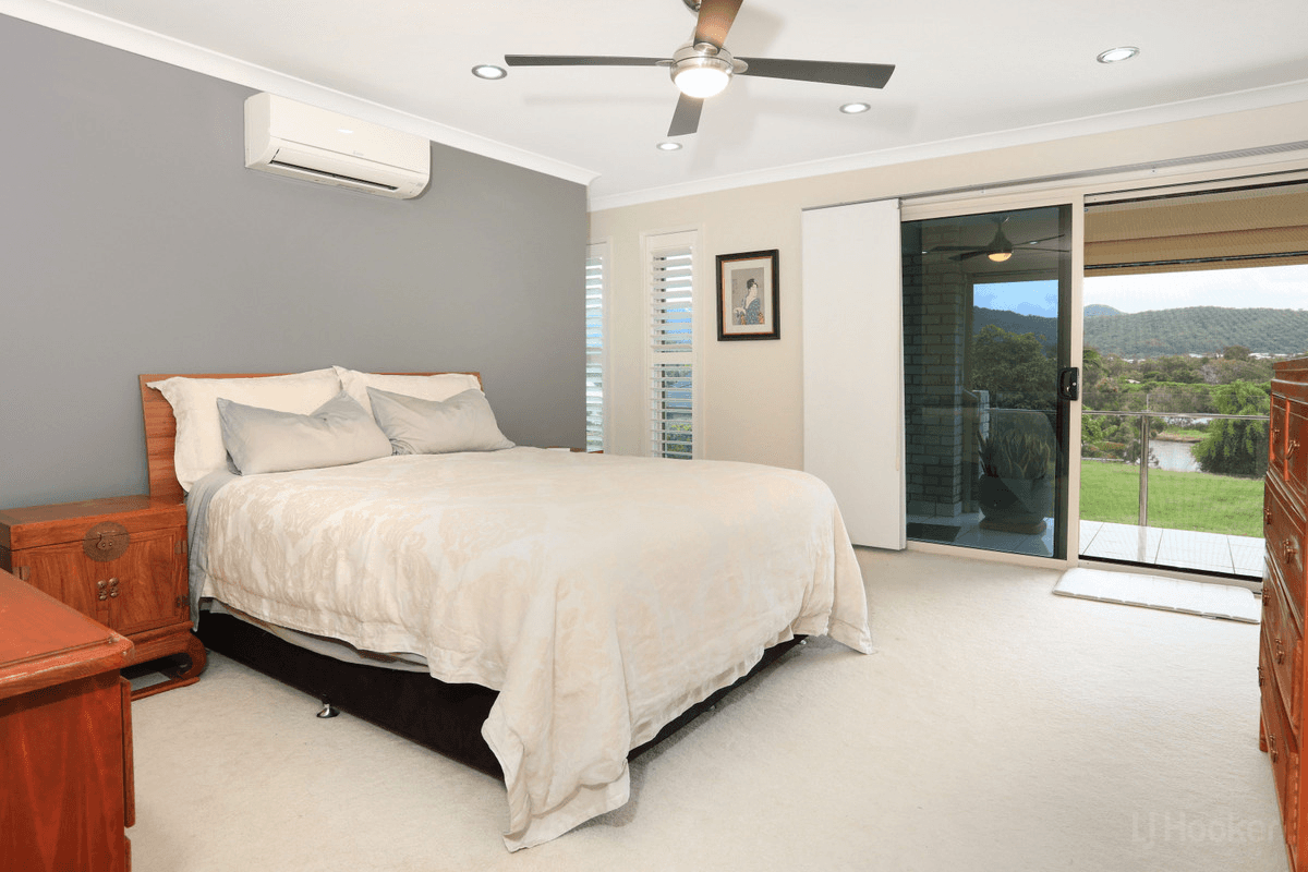 82 Graywillow Boulevard, OXENFORD, QLD 4210