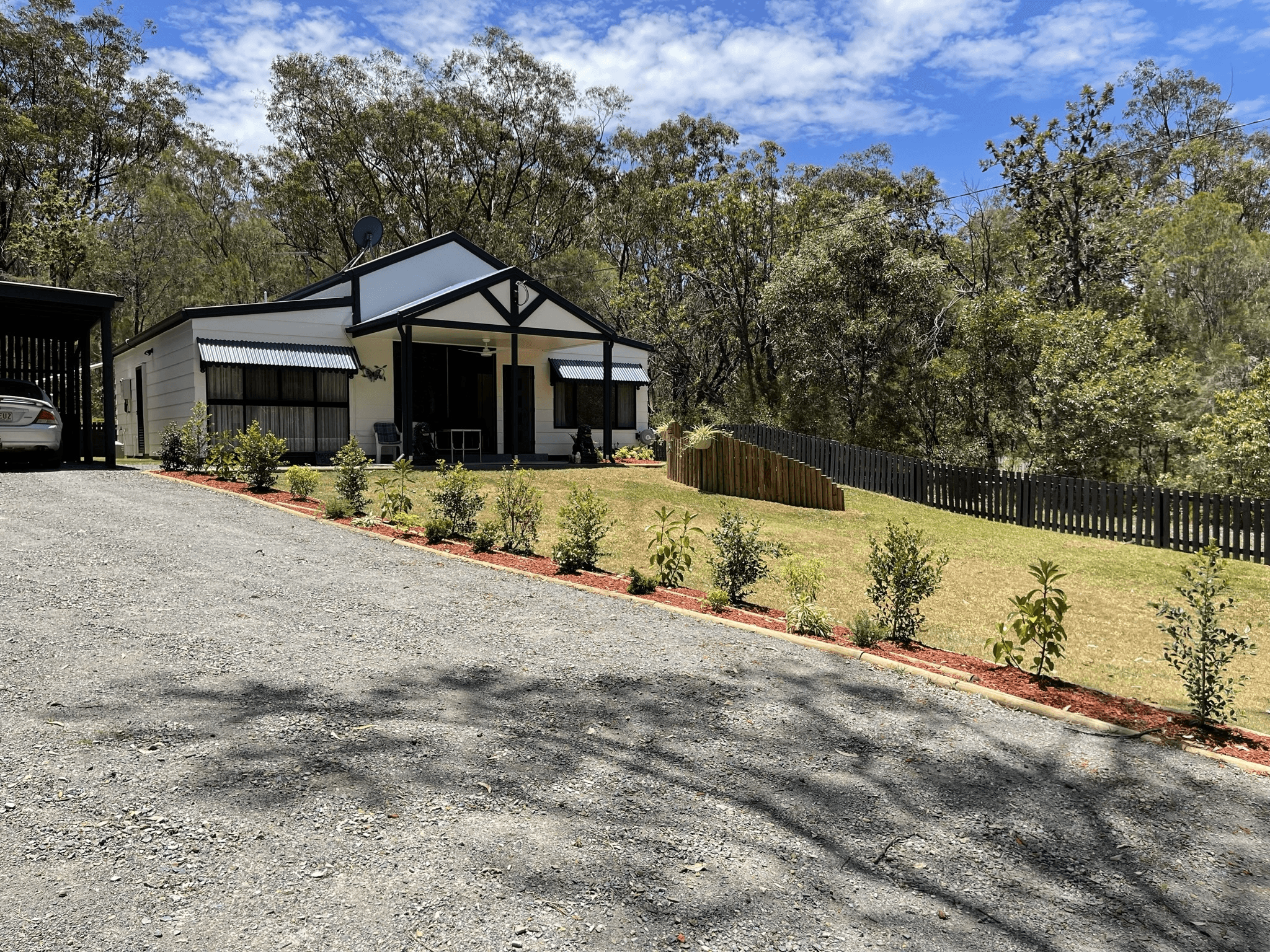 25 Fenton Rd, Russell Island, QLD 4184