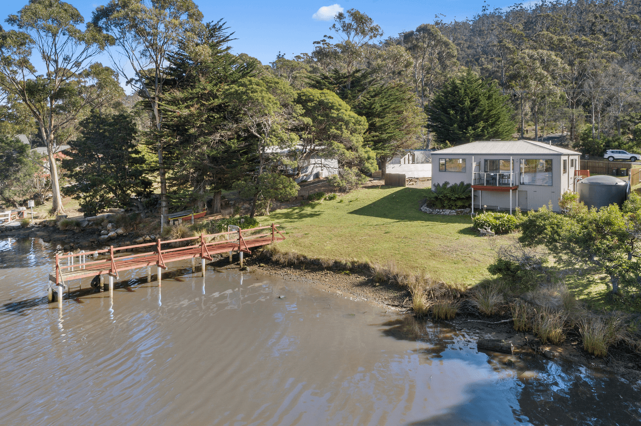 1 Old Convict Road, ORFORD, TAS 7190