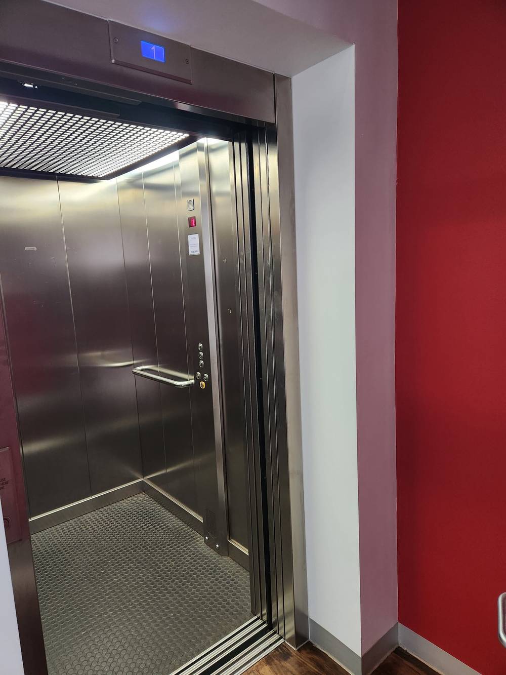 Office 3 & 4, Level 1/79 Main Road West, ST ALBANS, VIC 3021