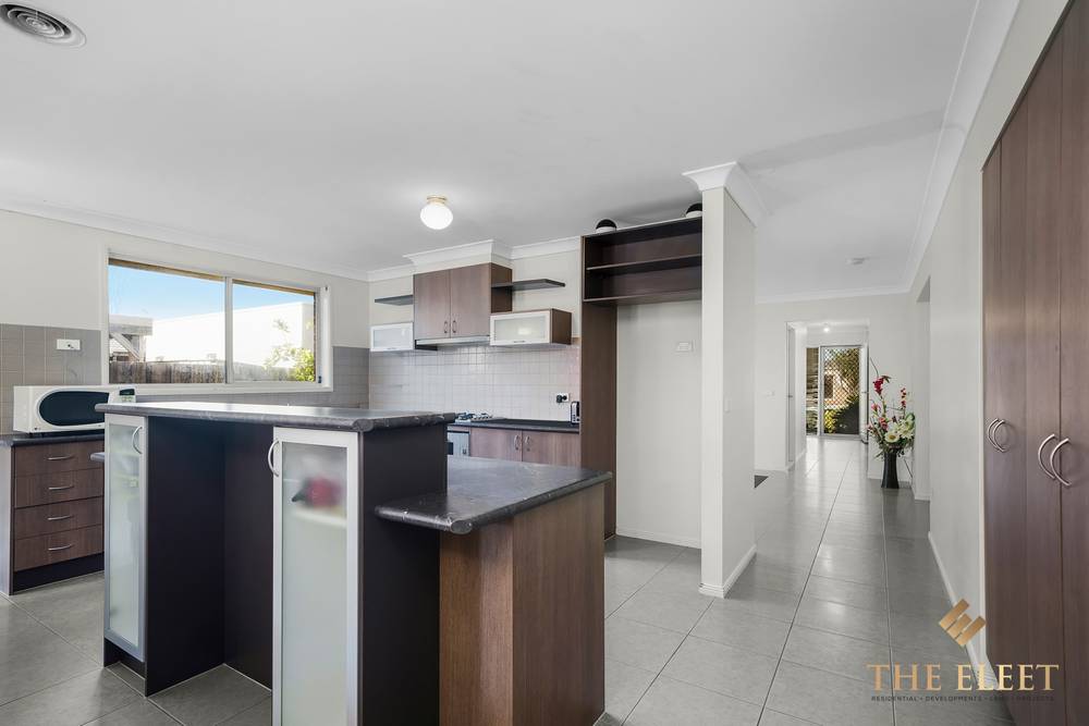 16 CRAIG CLOSE, TRUGANINA, VIC 3029
