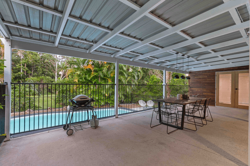 8 Woodlands Court, MOOLOOLAH VALLEY, QLD 4553