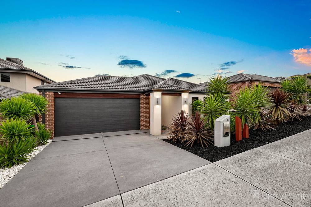 15 Tahoe Circuit, Pakenham, VIC 3810