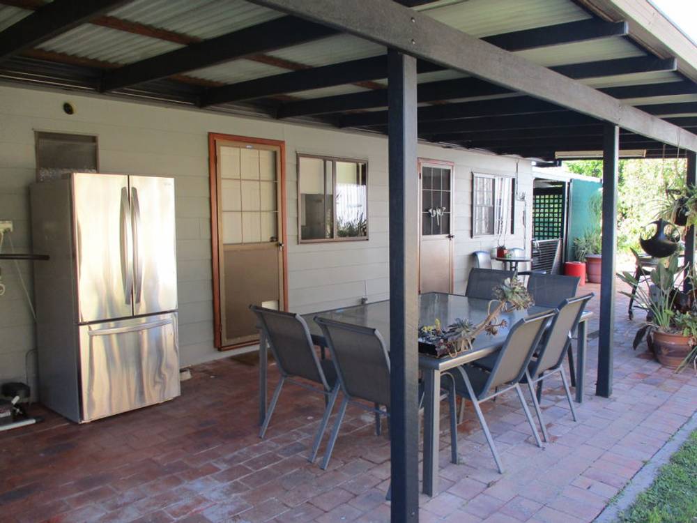27 Arthur Street, DARKAN, WA 6392
