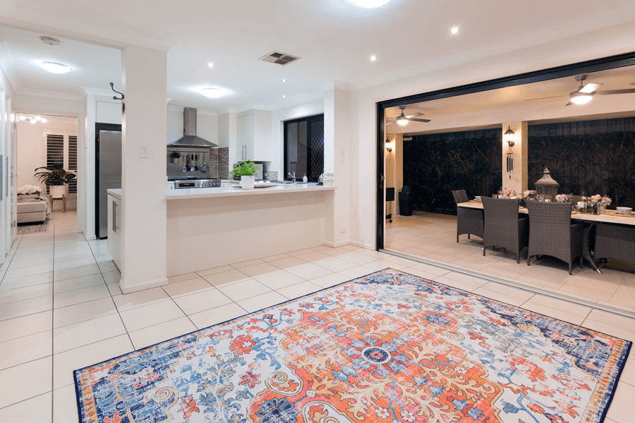 10  Demby Crescent, WAKERLEY, QLD 4154