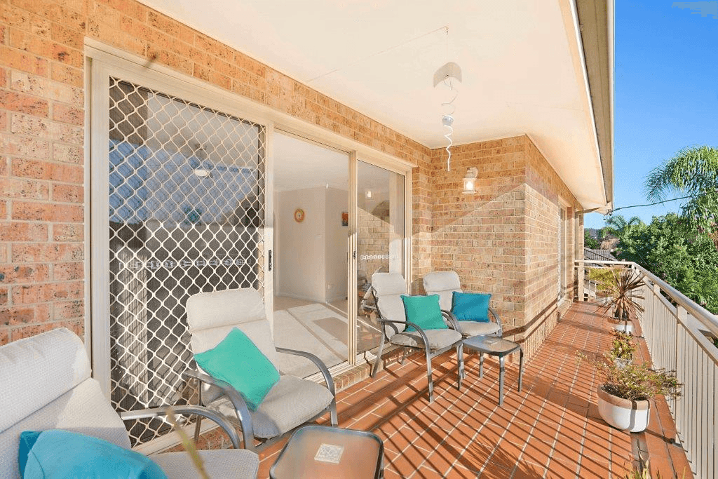 2/12 Farnell Road, WOY WOY, NSW 2256