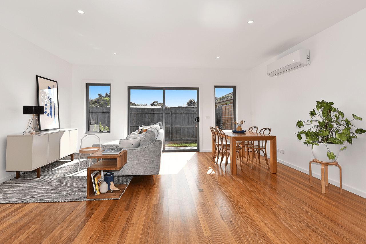 2/3 Keilor Avenue, Reservoir, VIC 3073