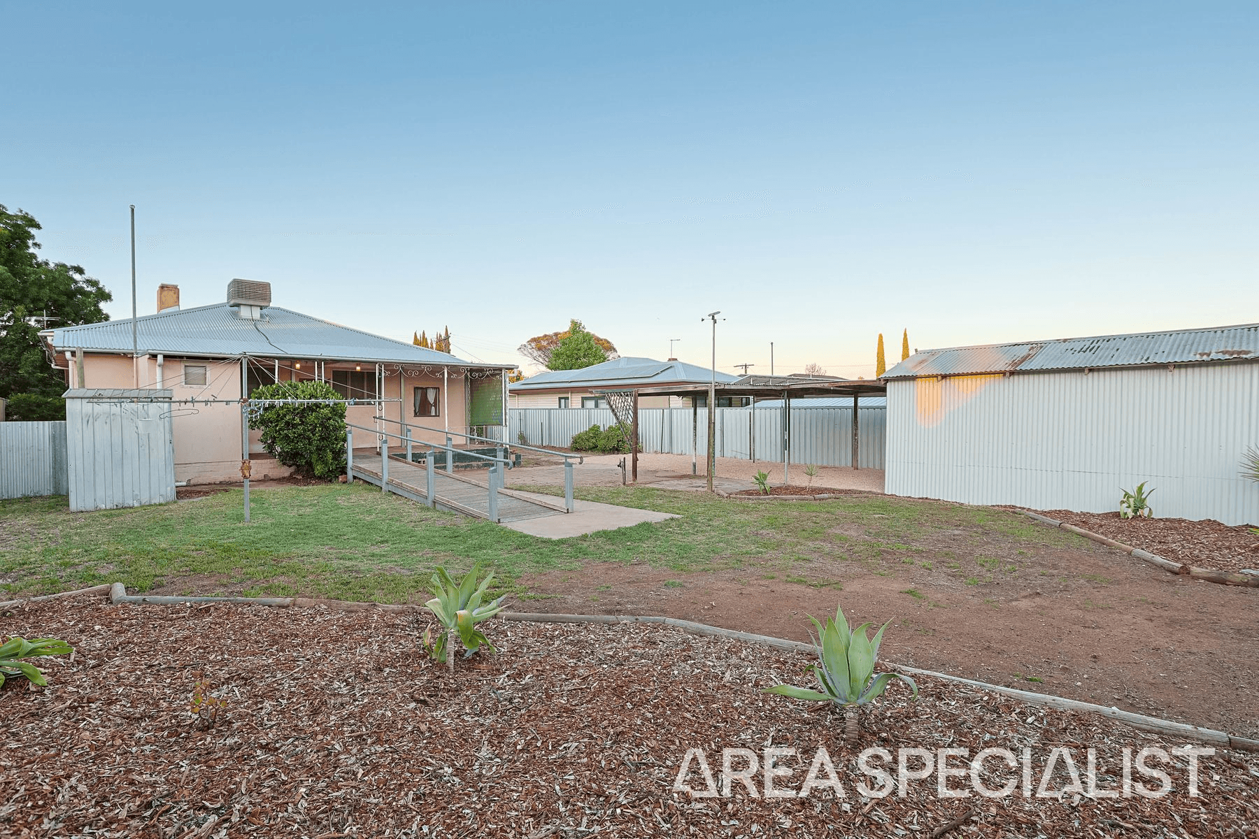 22 Tecoma Street, Red Cliffs, VIC 3496