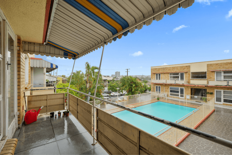 4/170 Old Cleveland Road, COORPAROO, QLD 4151