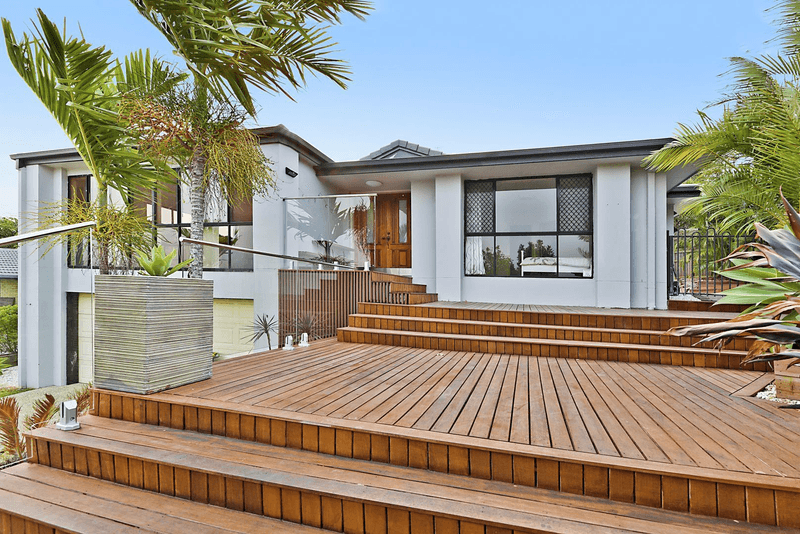 7 Golf View Terrace, Robina, QLD 4226