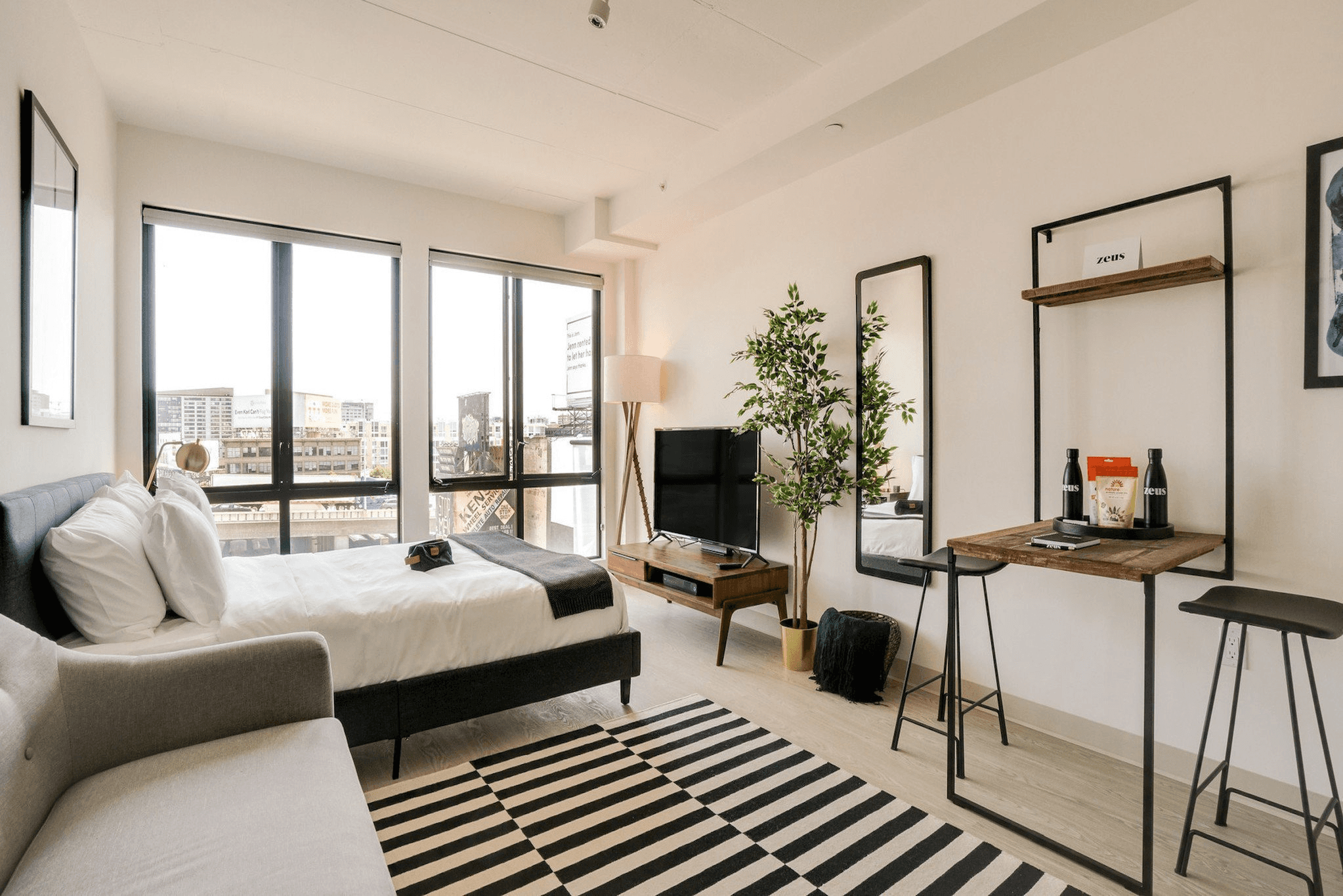 1b/12-18 Albert Avenue, BROADBEACH, QLD 4218