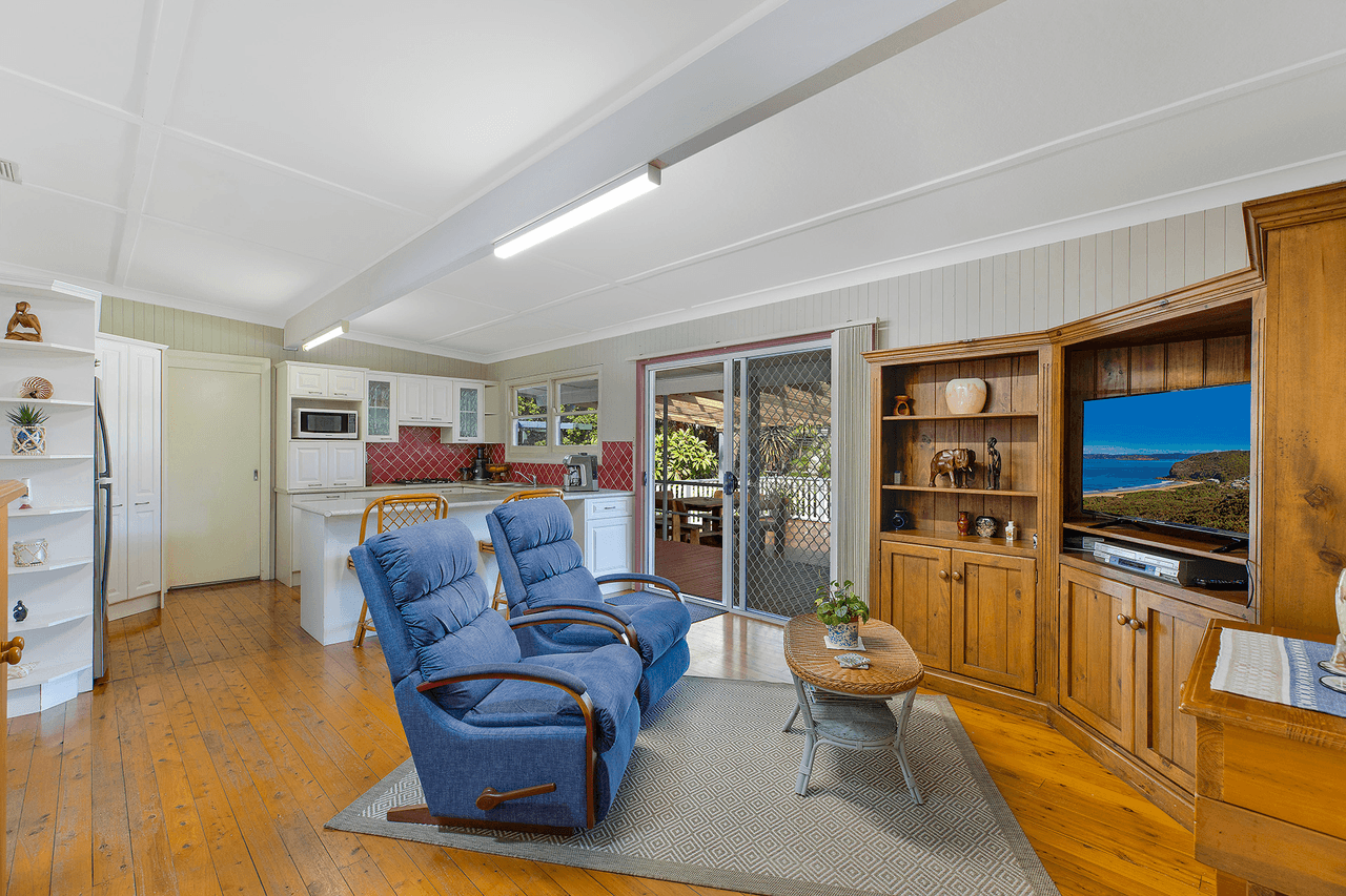 80 Old Gosford Road, WAMBERAL, NSW 2260