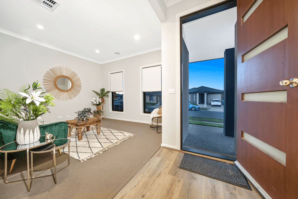 151 Athletic Circuit, CLYDE, VIC 3978