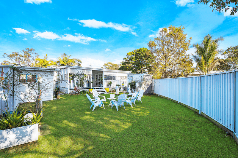 29 Avonlea Avenue, Gorokan, NSW 2263