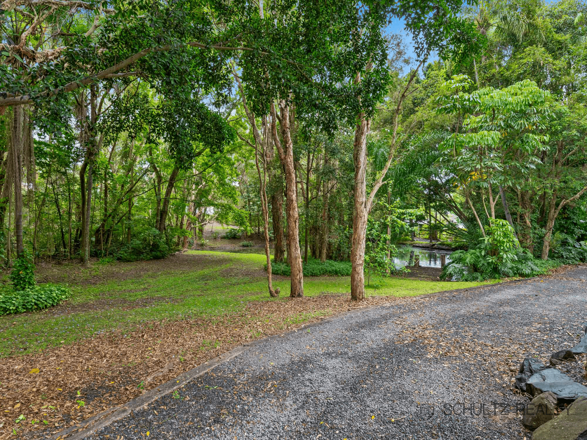 4 Kim Anne Court, BAHRS SCRUB, QLD 4207