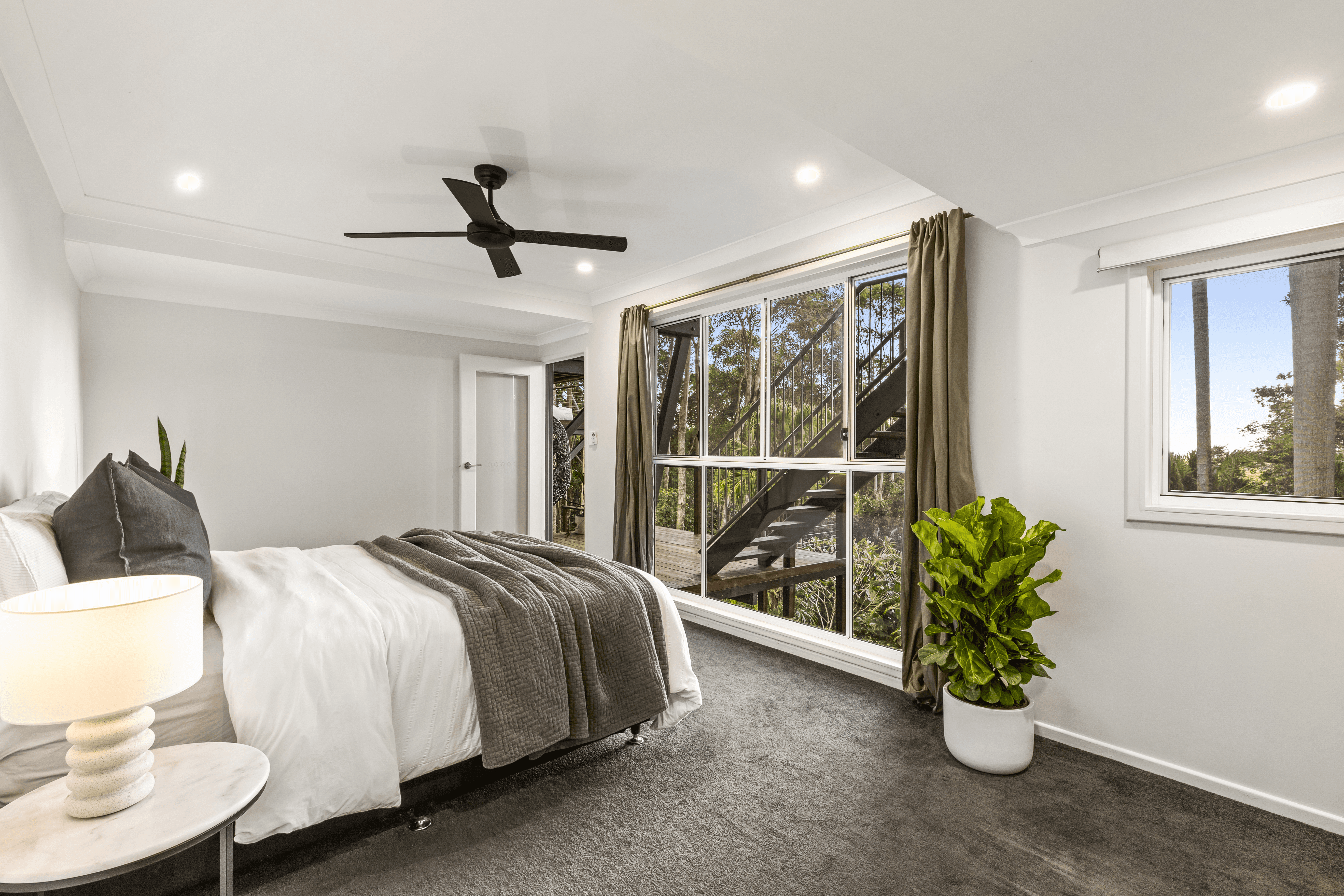 9 Hinterland Cl, Tinbeerwah, QLD 4563