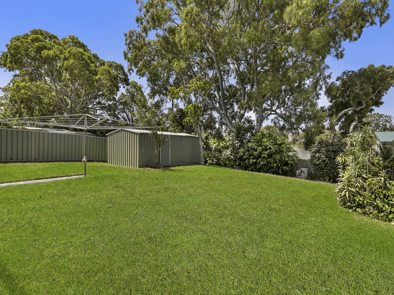 5 Kailua Avenue, BUDGEWOI, NSW 2262