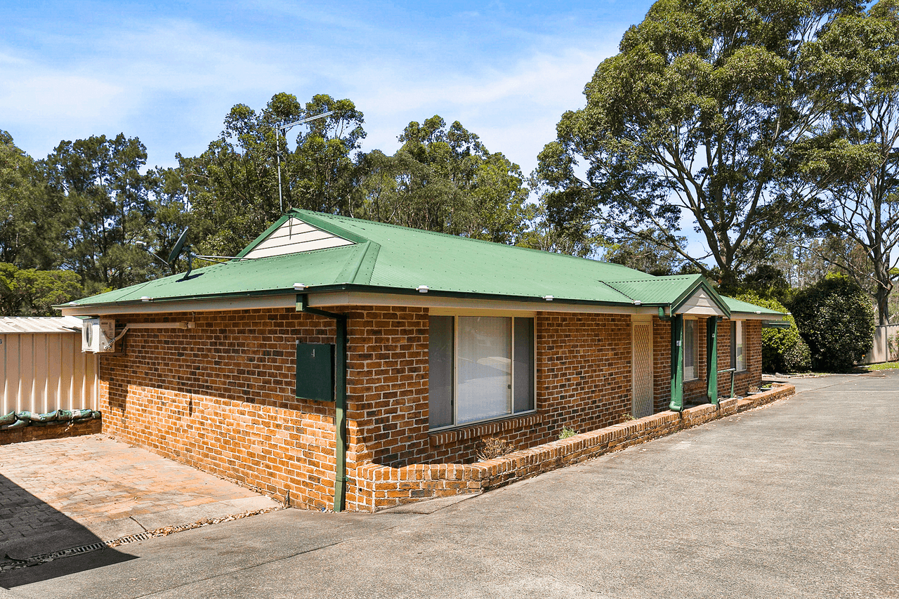 4/32 Mayfield Circuit, ALBION PARK, NSW 2527