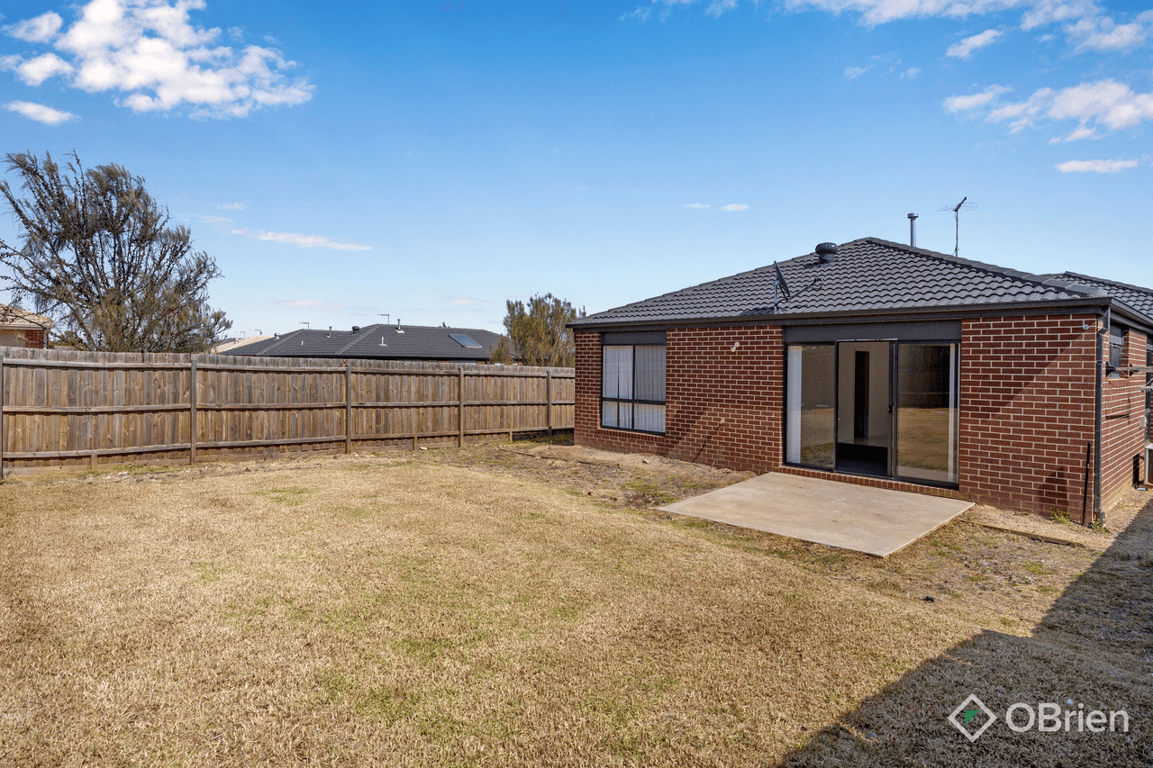 15 Clarice Crescent, Brookfield, VIC 3338