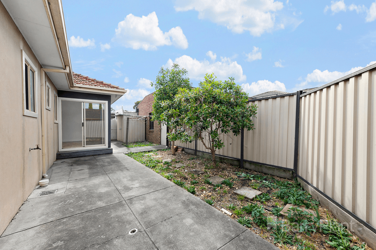 1/114 Biggs Street, St Albans, VIC 3021