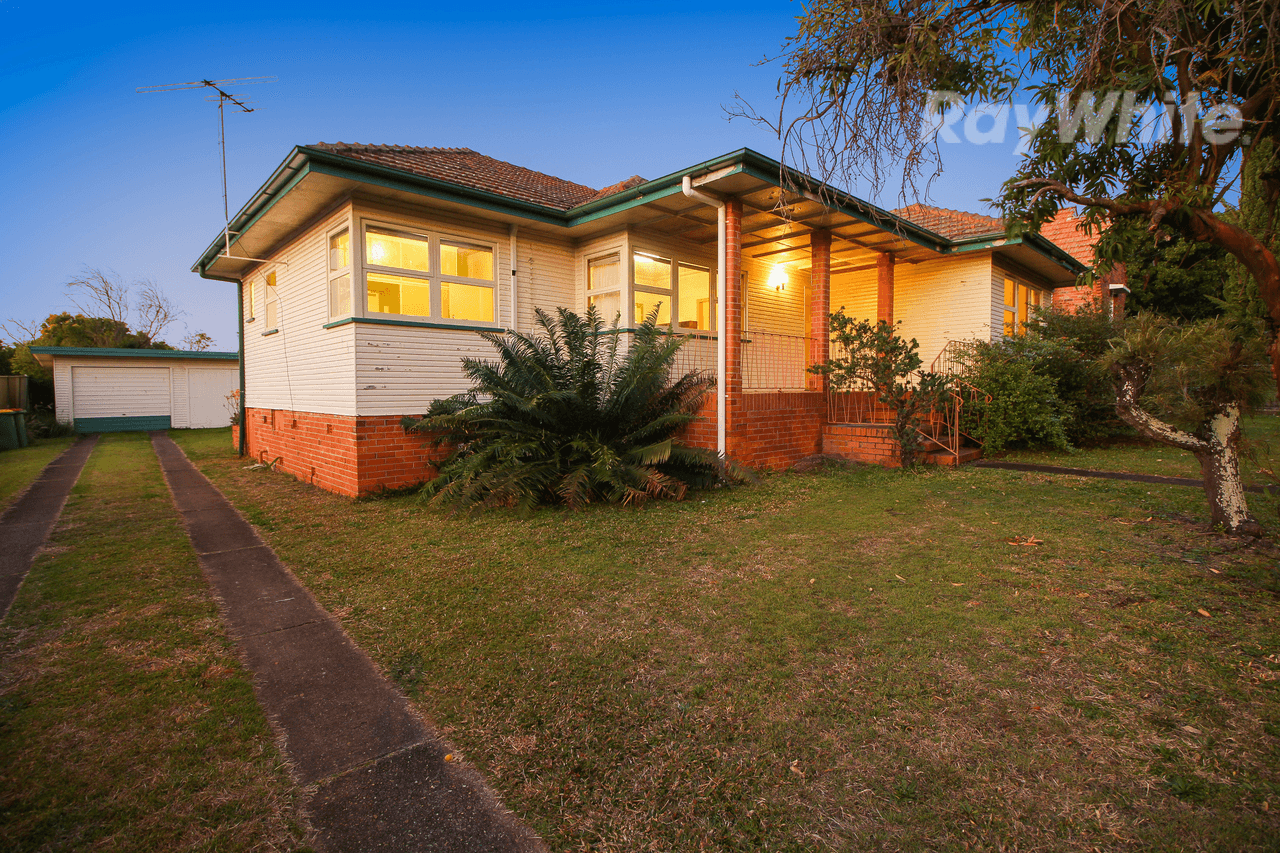 58 Glebe Road, NEWTOWN, QLD 4305