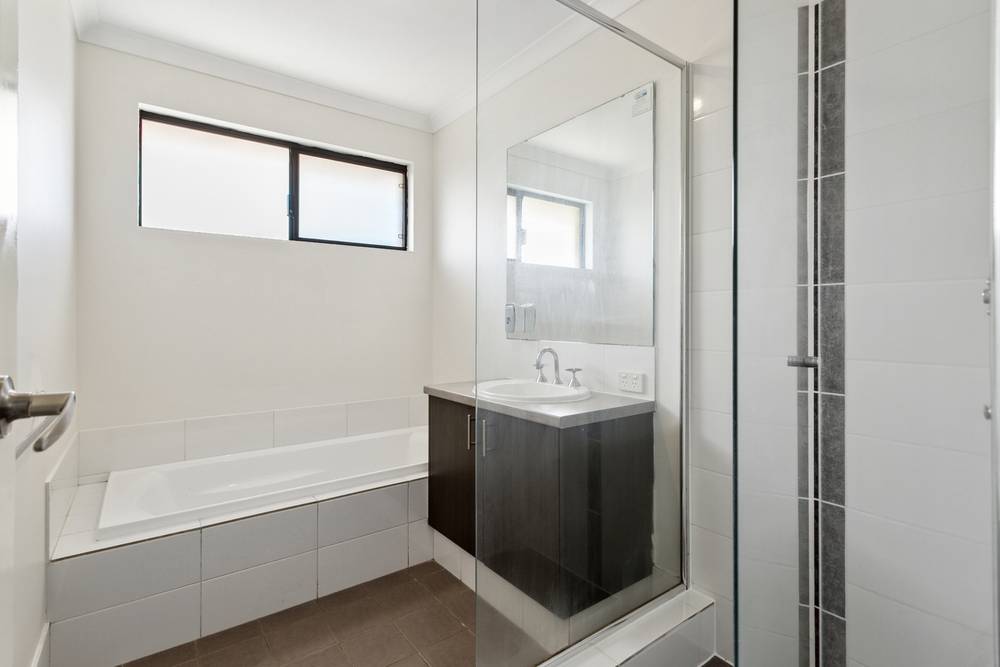 25 Rosewood Heights, Ellenbrook, WA 6069