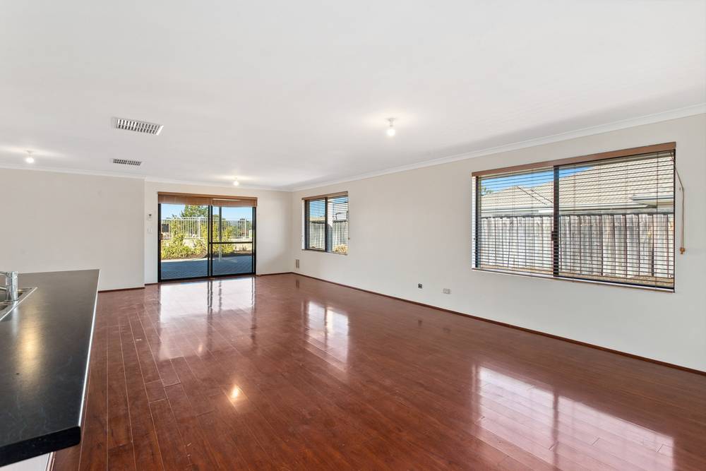 25 Rosewood Heights, Ellenbrook, WA 6069