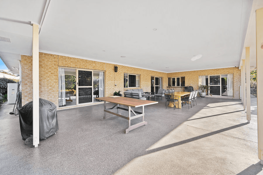 22-24 Newsky Court, DEEBING HEIGHTS, QLD 4306