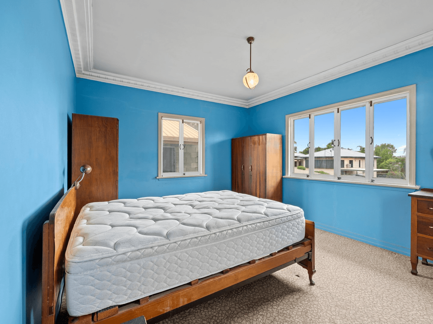 6 Raymond Street, NORTH IPSWICH, QLD 4305