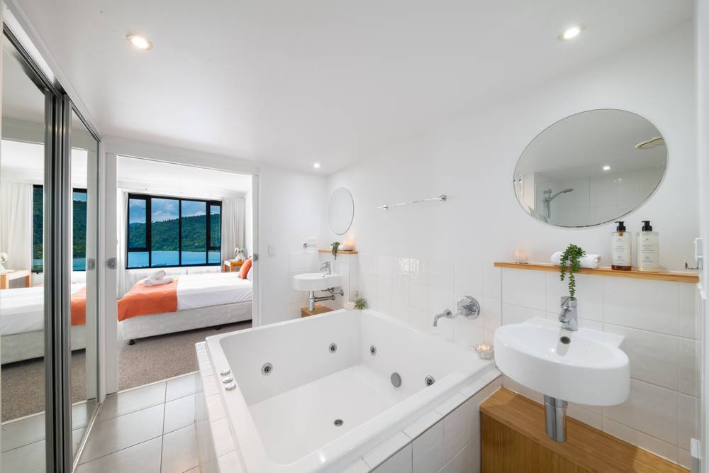 125/9A Hermitage Drive, AIRLIE BEACH, QLD 4802