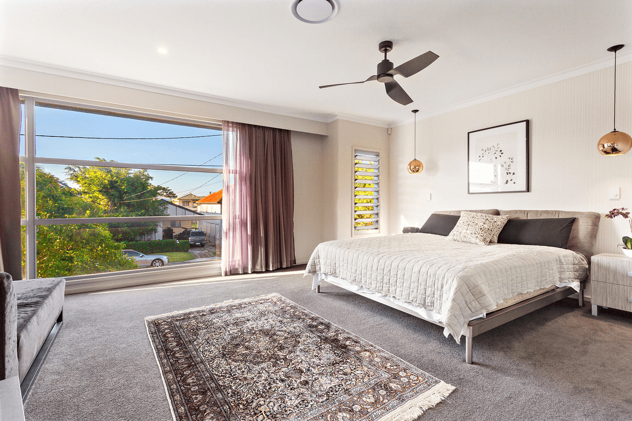 45 Raceview Avenue, Hendra, QLD 4011