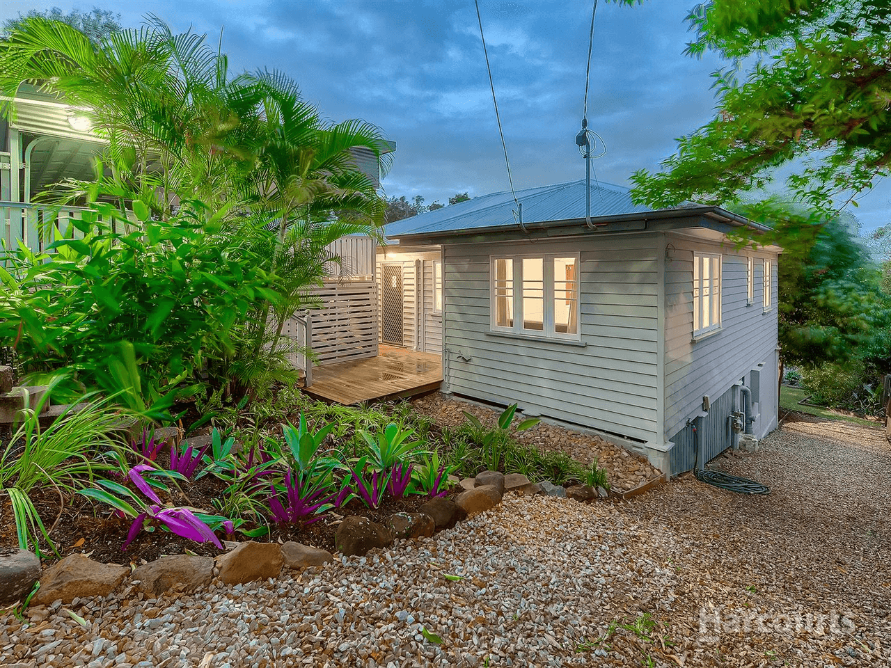 16 Marvin Street, Holland Park West, QLD 4121