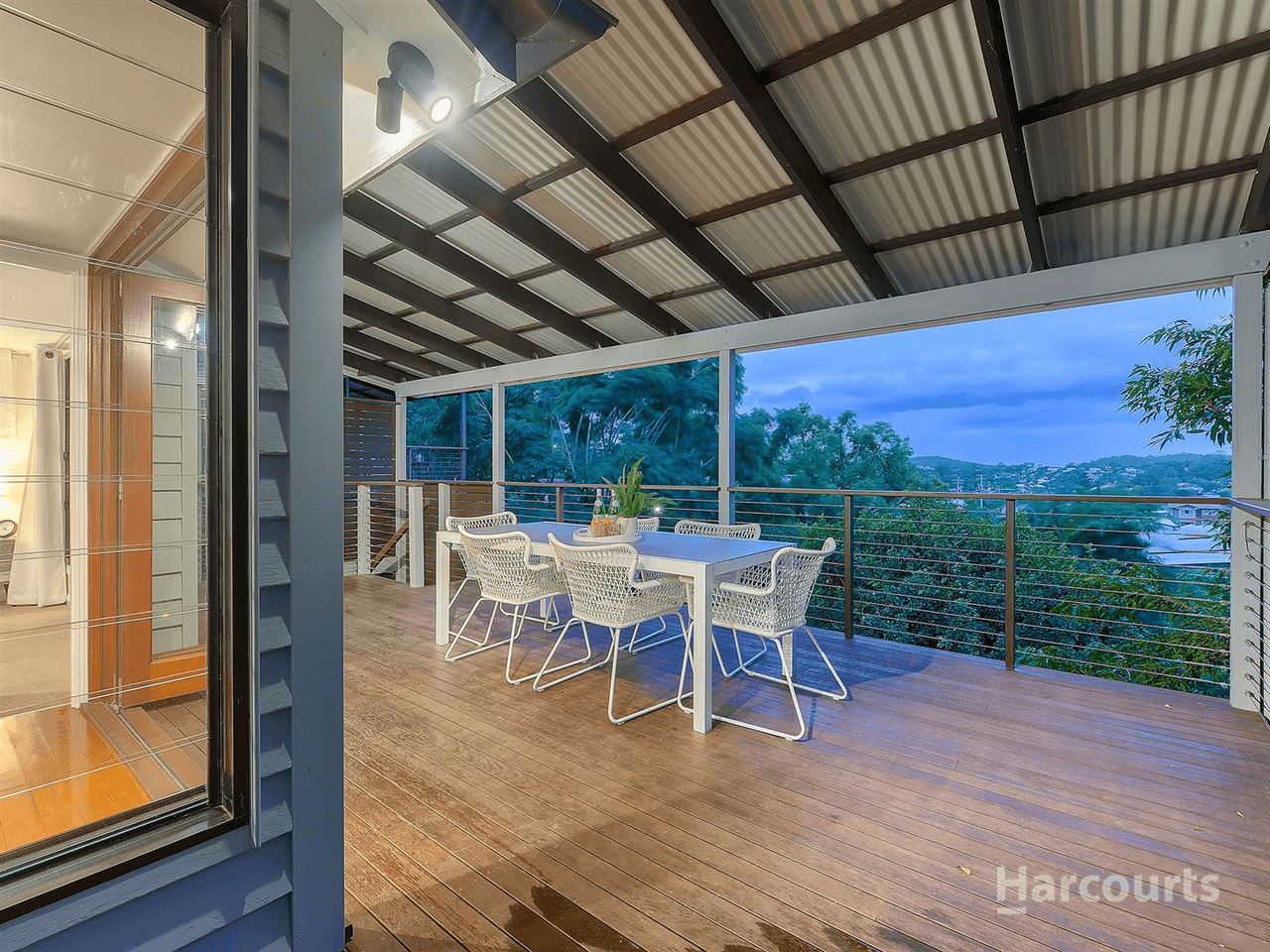 16 Marvin Street, Holland Park West, QLD 4121