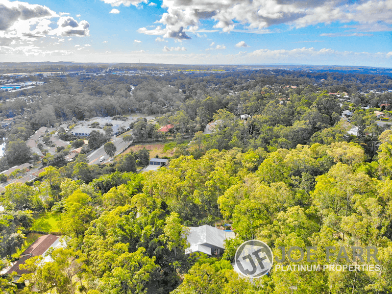 15 HELENSVALE ROAD, HELENSVALE, QLD 4212