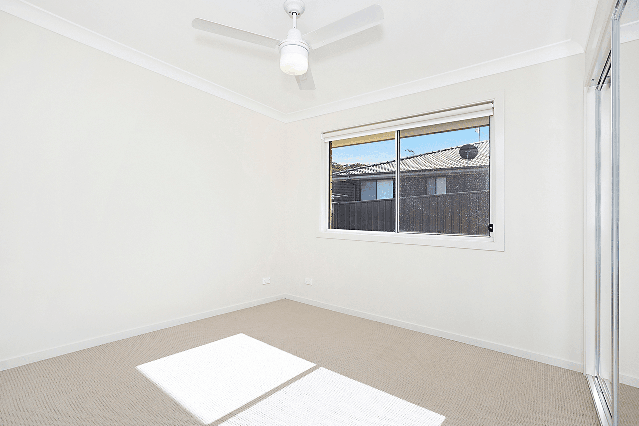 62 Blackwood Circuit, Cameron Park, NSW 2285