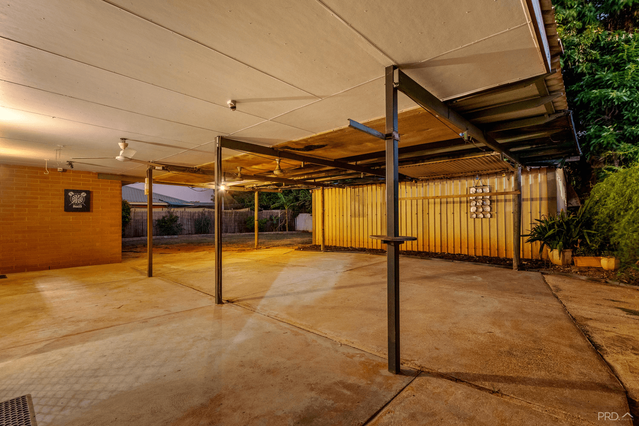 16 Dakas Street, CABLE BEACH, WA 6726