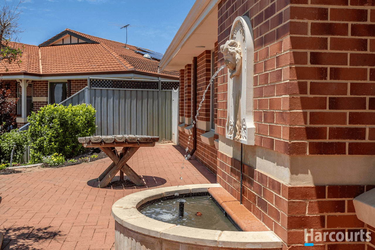 49 Abbotswood Drive, LANDSDALE, WA 6065