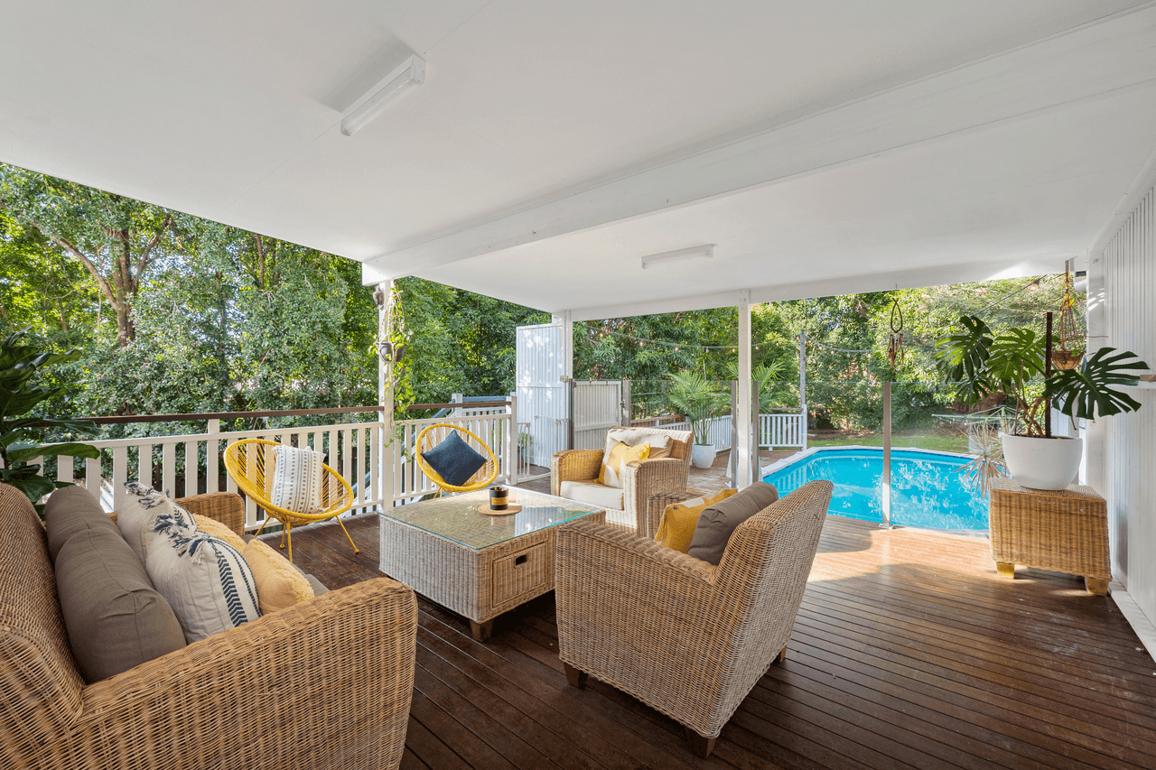 14 Mount Pleasant Road, NAMBOUR, QLD 4560